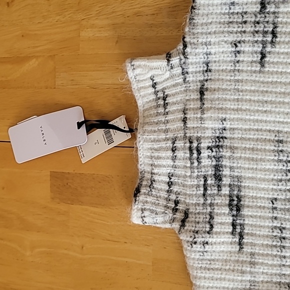 VARLEY Belgrave Knit Sweater in Egret & Charcoal - Picture 8 of 14